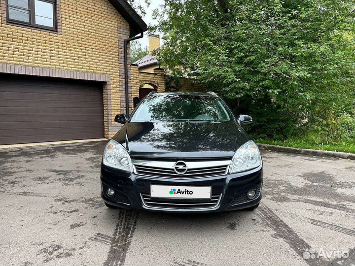 Opel Astra 1.8 AT, 2014, 186 000 км