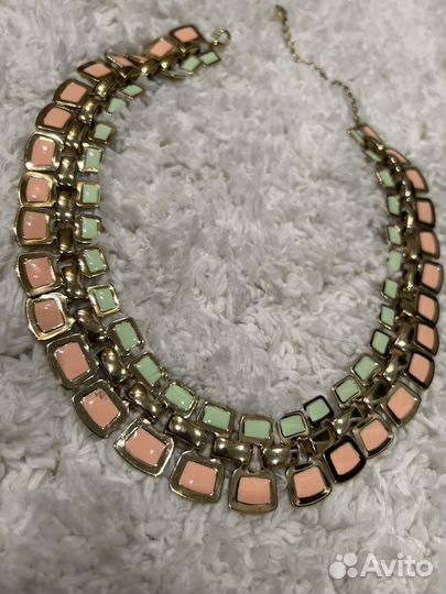 Колье ожерелье