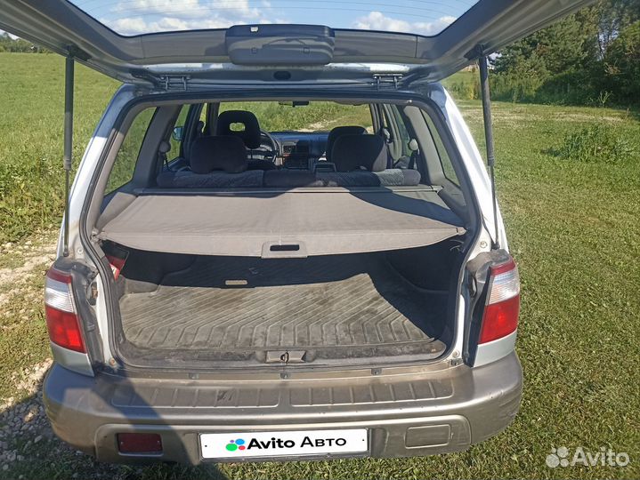 Subaru Forester 2.0 AT, 2002, 212 000 км