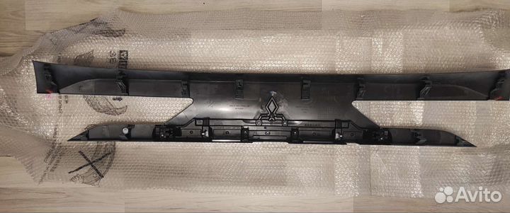 Накладка двери багажника Mitsubishi Outlander 4 GM