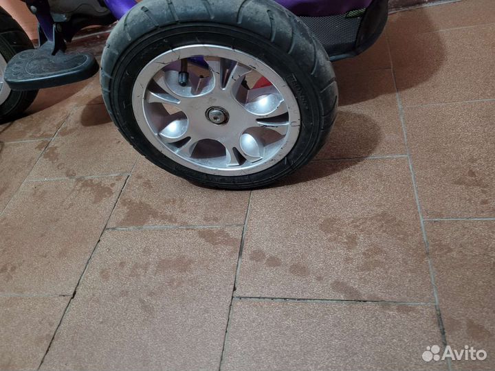 Детский трехколесный велосипед колеса на резине