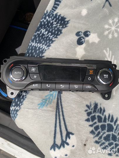 Блок управления климатом ford focus 3