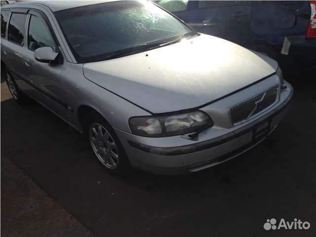 Разбор на запчасти Volvo V70 2001-2008