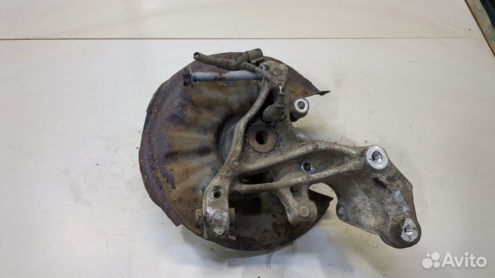 Ступица (кулак, цапфа) левая задняя Volkswagen Passat 8 2015