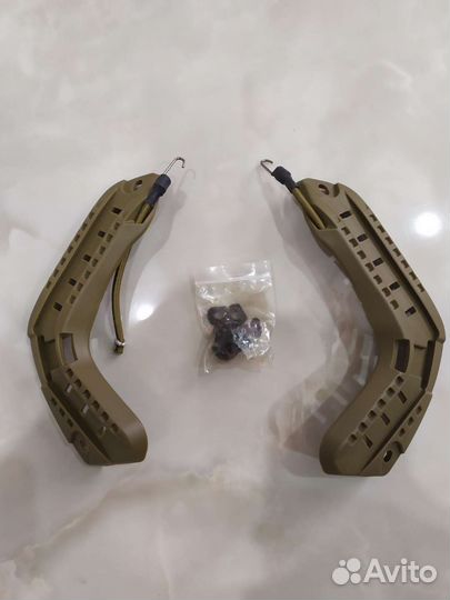 Рельсы на шлем