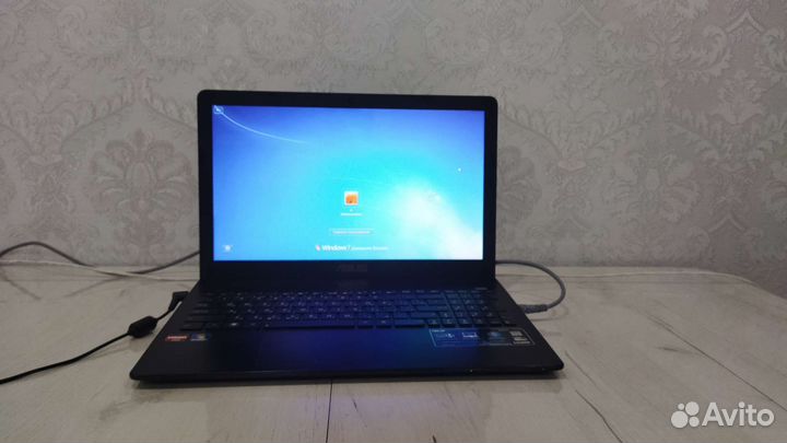 Ноутбук asus