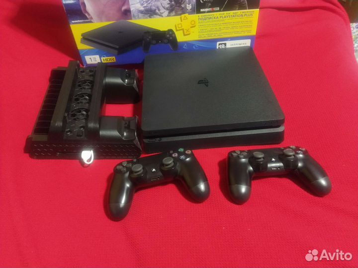 Sony PS4Slim прошитая, 1000гб, 2дж, подставка