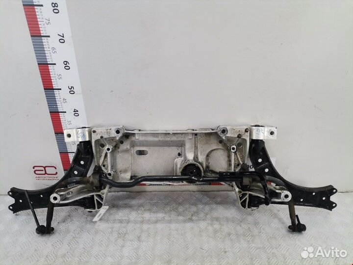 Балка для Volkswagen Golf 5