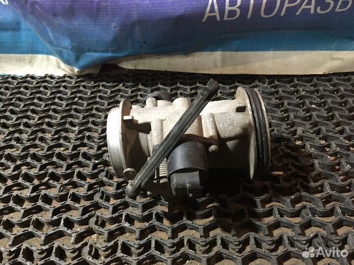 Заслонка дроссельная Renault Logan