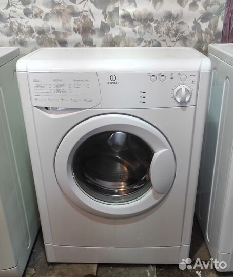Стиральная машина Indesit 3.5 кг
