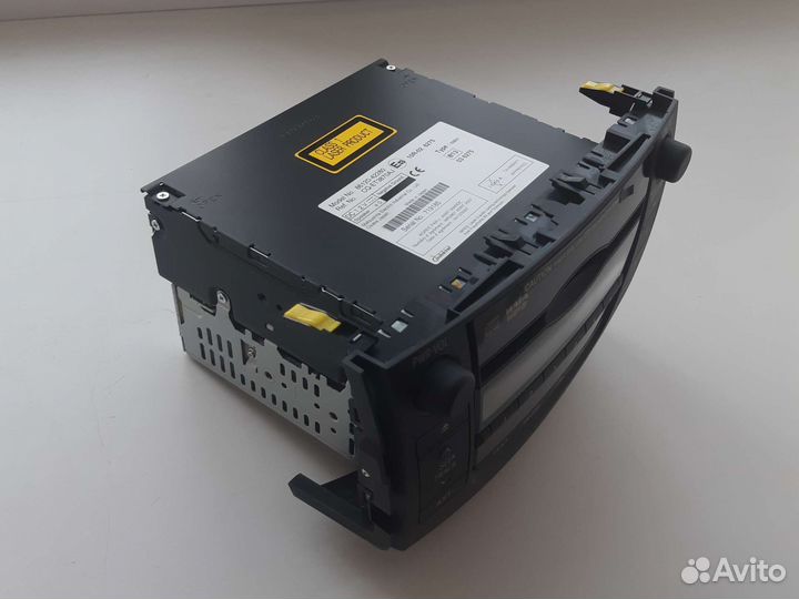 Штатная магнитола на Toyota RAV4