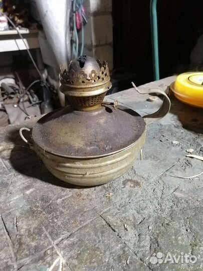 Керасиновая лампа