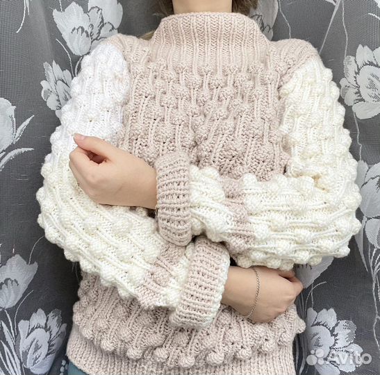 Кофта женская вязаная ручной работы