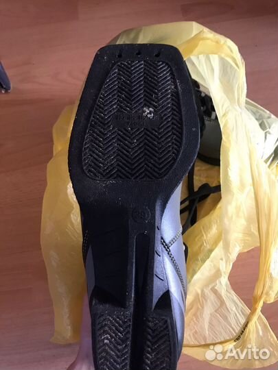 Лыжи с ботинками 39