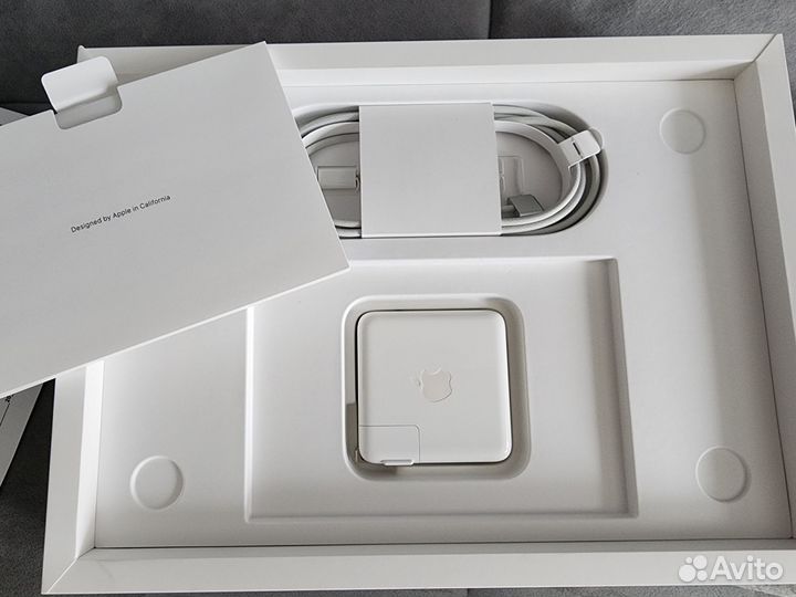 Apple macbook pro 14 M1 16gb 512gb