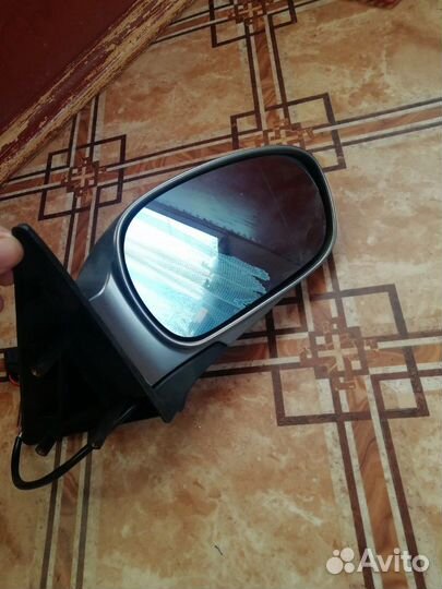 Правое зеркало заднего вида на Ваз 2112