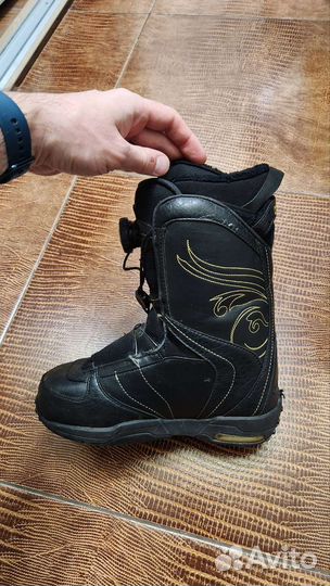 Сноубордические ботинки женские Nidecker