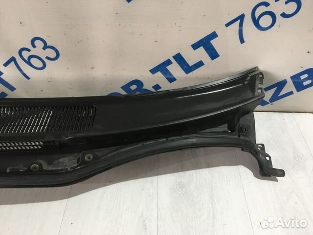 Жабо lexus IS350 3.5 ат седан