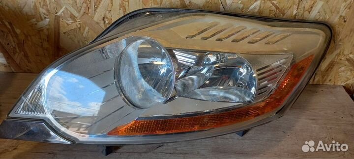 Фара левая ford kuga 1