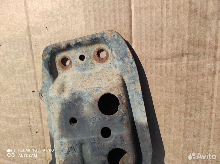 Балка передняя лыжы Geely Emgrand ec7