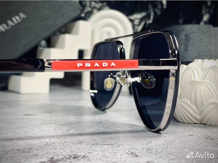 Очки Prada Aviator