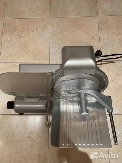 Слайсер Beckrers Es 220