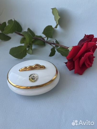 Винтажная шкатулка из фарфора для украшений Англия