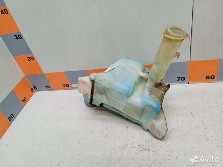 Бачок омывателя лобового стекла Dodge Stratus JA