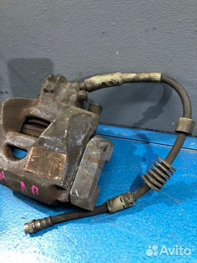 Суппорт передний левый Citroen Ds4 N