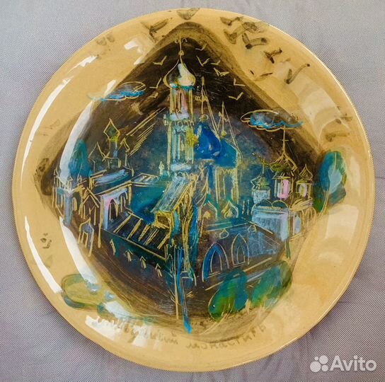 Настенная тарелка 