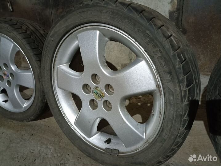 Колёса литые в сборе с летней резиной 205/45R16