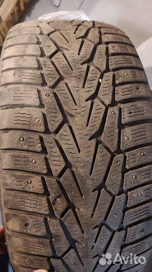 Nokian Tyres Hakkapeliitta 7 245/45 R18