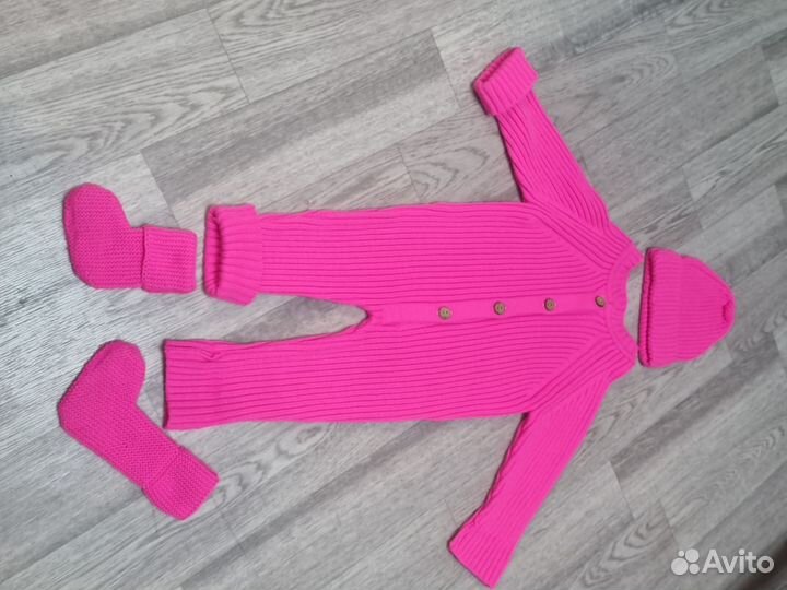 Комбинезон вязаный 68