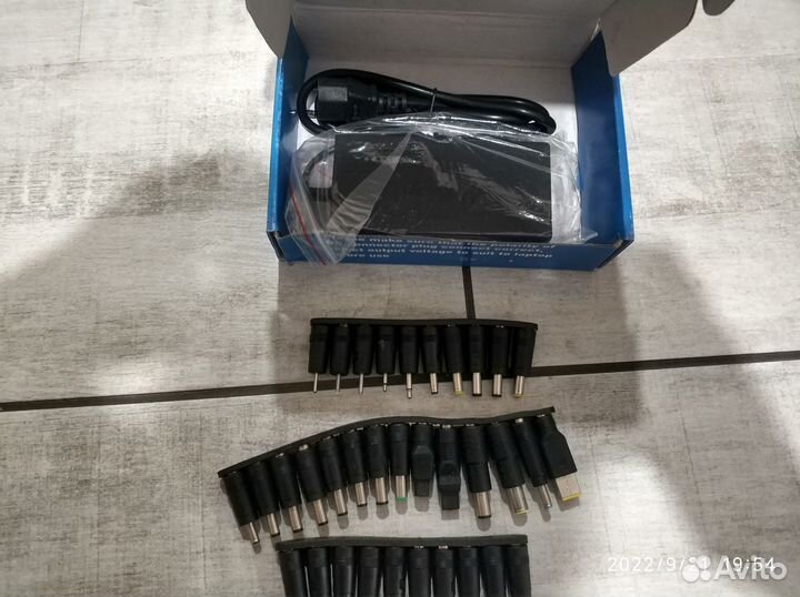 Зарядка для ноутбука универсальная новая