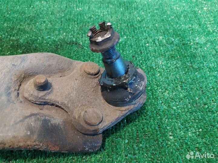 Рычаг передний левый нижний Toyota RAV4 A30 2007