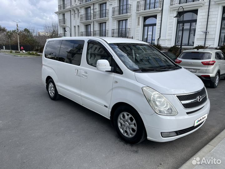 Hyundai Grand Starex 2.5 AT, 2008, 197 900 км