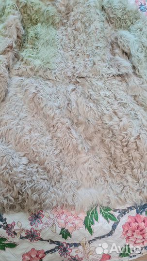 Шуба из меха козы бежевая