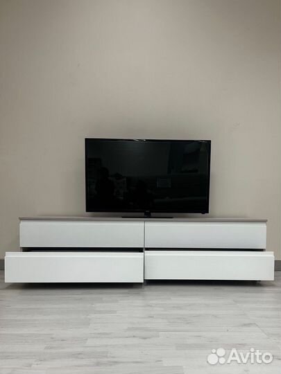 Тумба под телевизор