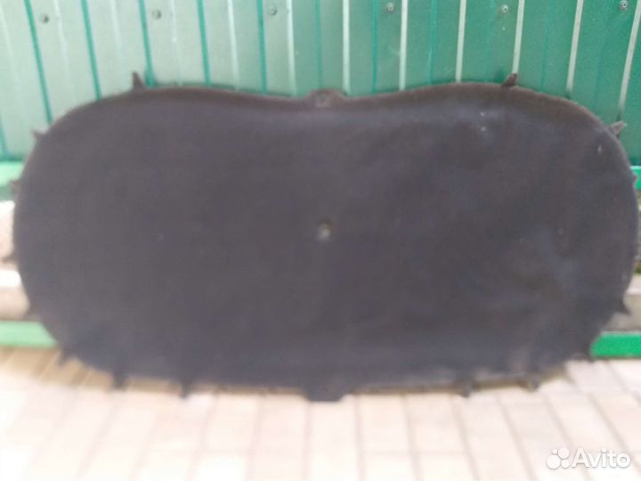 Продам обшивку капота на Тигуан 2016г