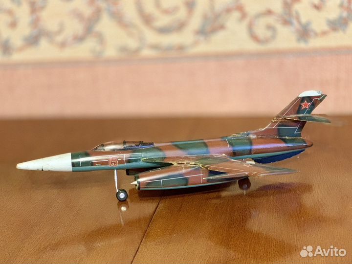 Модель самолета СССР дерево