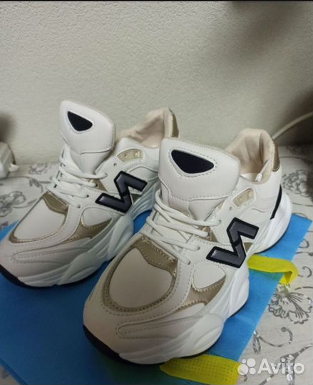 Кроссовки женские, мужские New balance 530