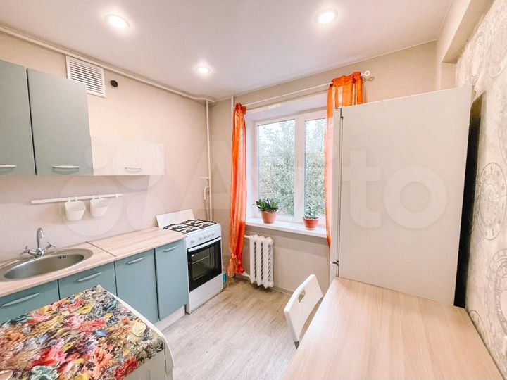 2-к. квартира, 48 м², 4/5 эт.