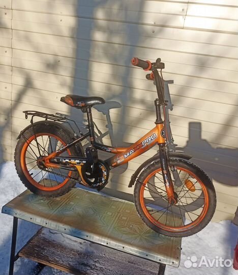 Детский велосипед 16