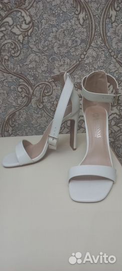 Босоножки женские 37 размер