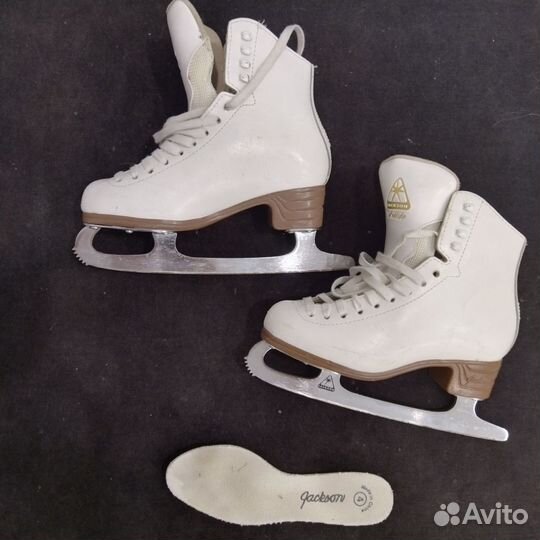 Фигурные коньки jackson artiste, размер 34