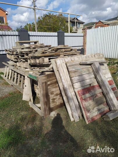 Отдам бесплатно поддоны бу