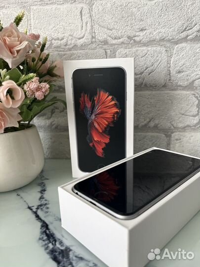 iPhone 6S, 32 ГБ