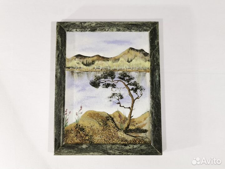 Панно из уральских камней Змеевик Каменная крошка