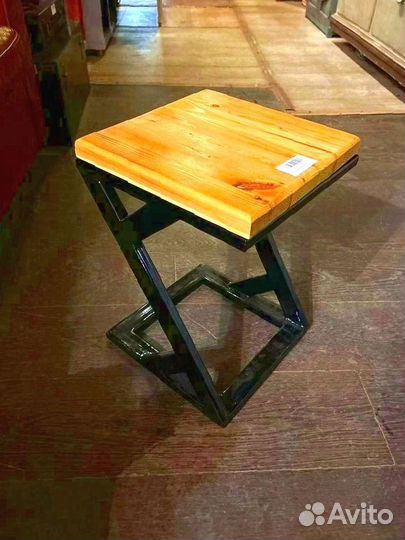 Табурет в стиле лофт