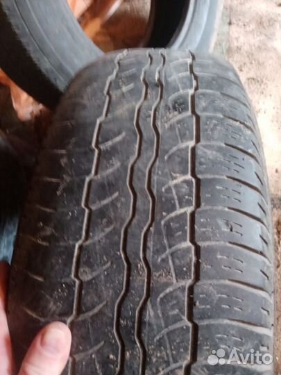 Bridgestone Dueler H/T 687 225/70 R16 102D